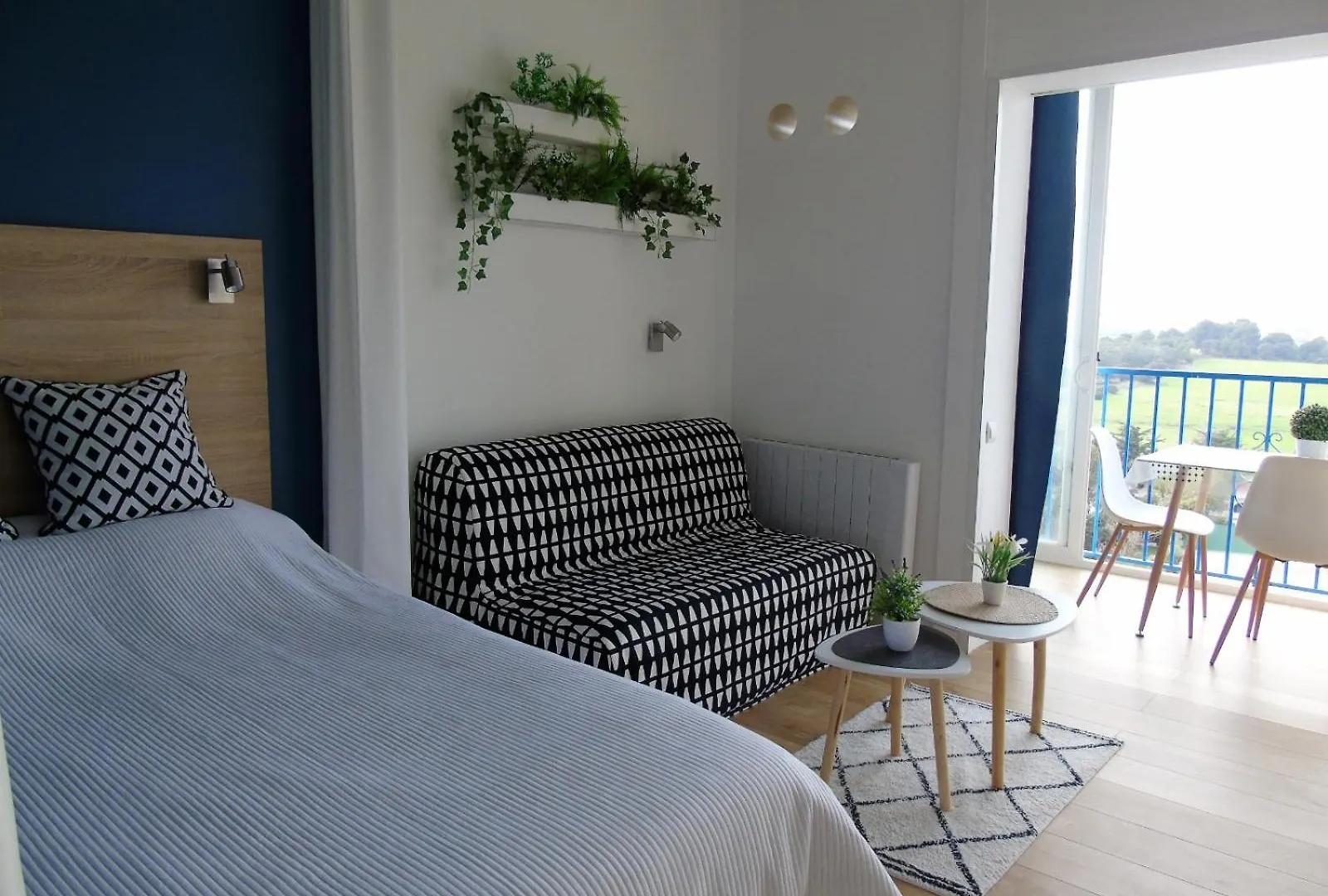 Studio Avec Piscine Et Vue Montagne 로지즈 0*,  스페인